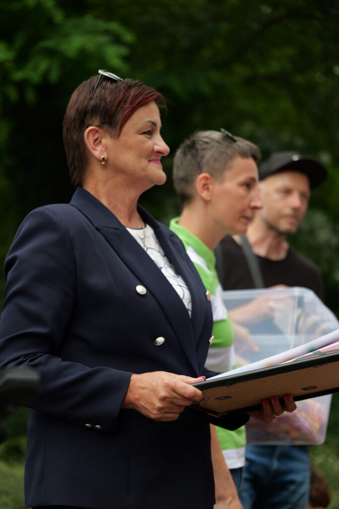 P1005639